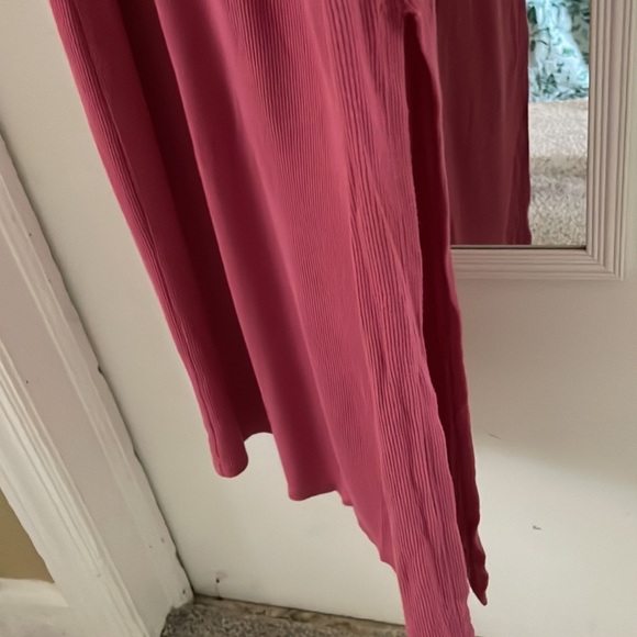 *CLOSET CLOSING* Anthropologie Bordeaux lounge dress - Picture 3 of 5
